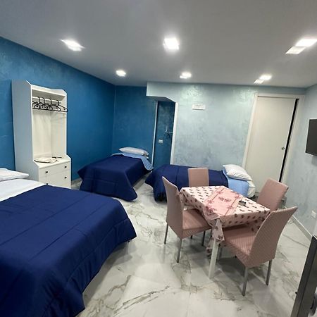 Blue House Apartment Naples Exterior photo